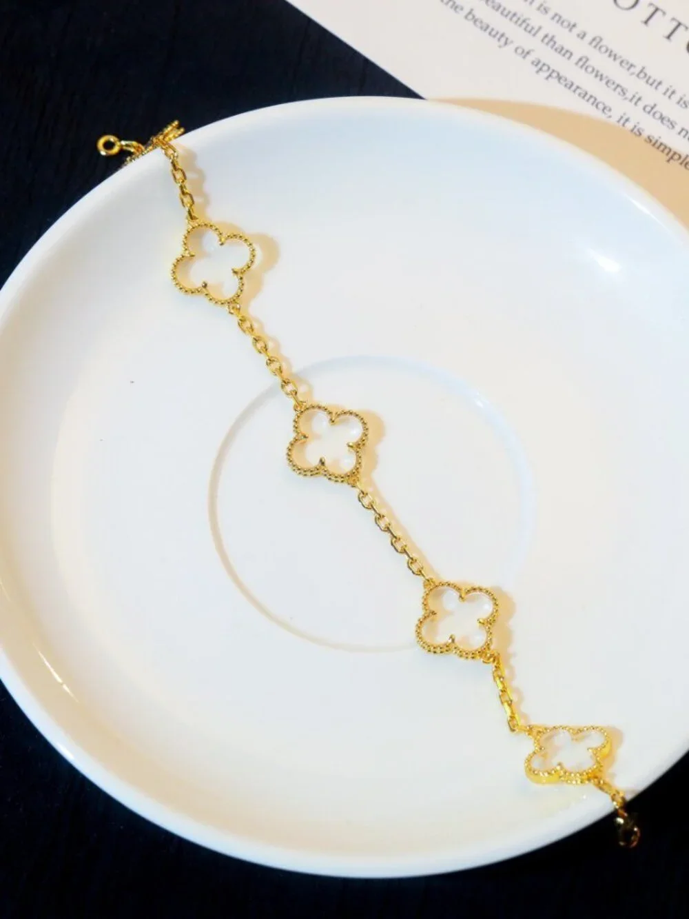 Van Cleef & Arpels​. excellent used